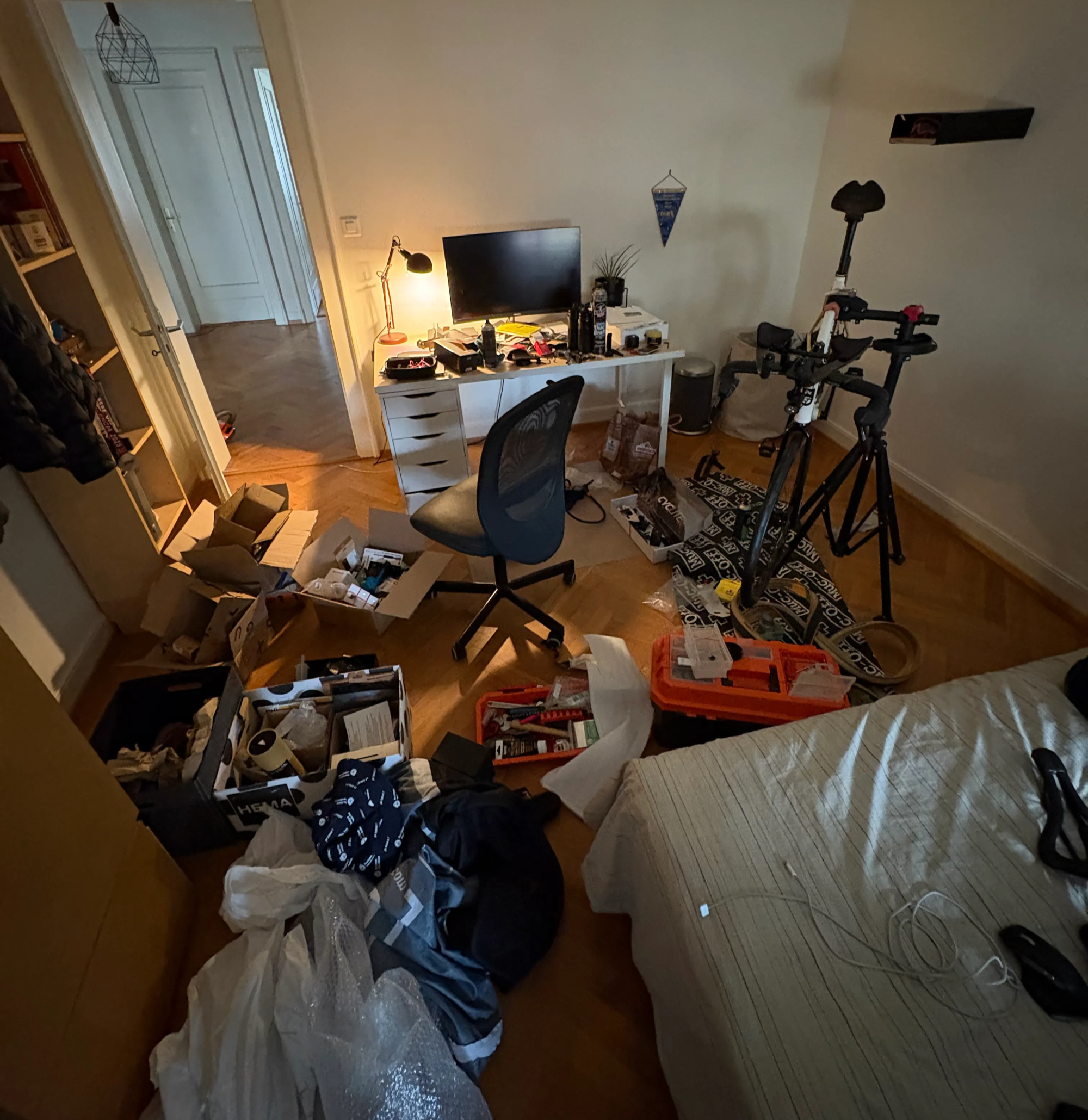 Chambre ou atelier…
